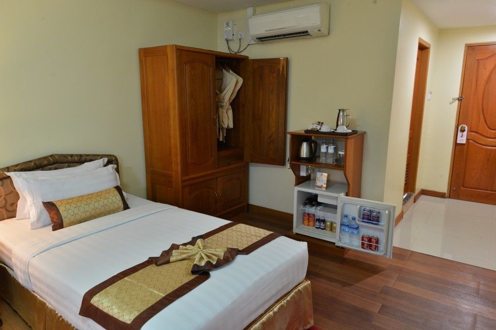 Grand Palace Hotel Yangon Luaran gambar