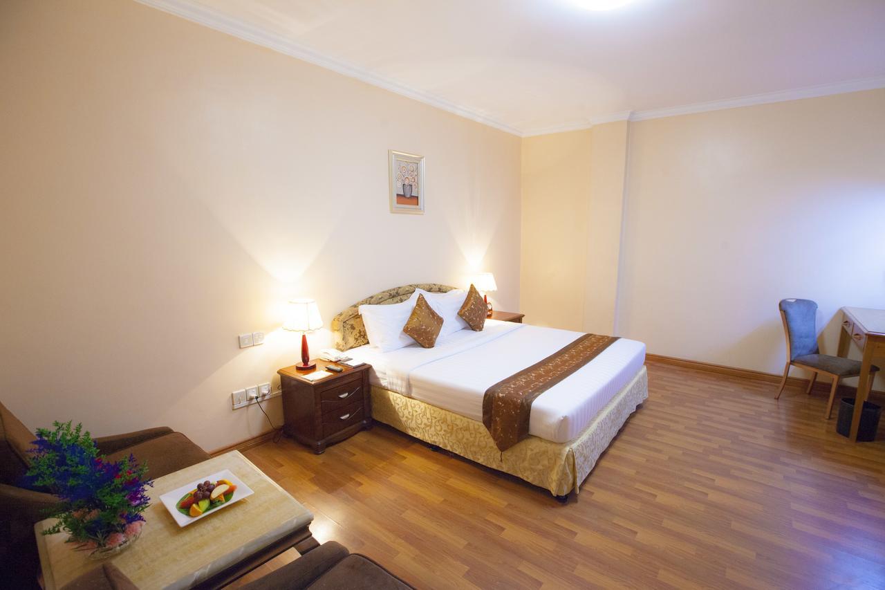 Grand Palace Hotel Yangon Luaran gambar